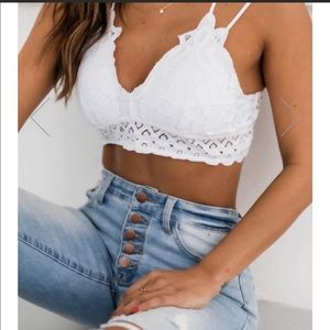 PINK LILY BOUTIQUE bralette-white